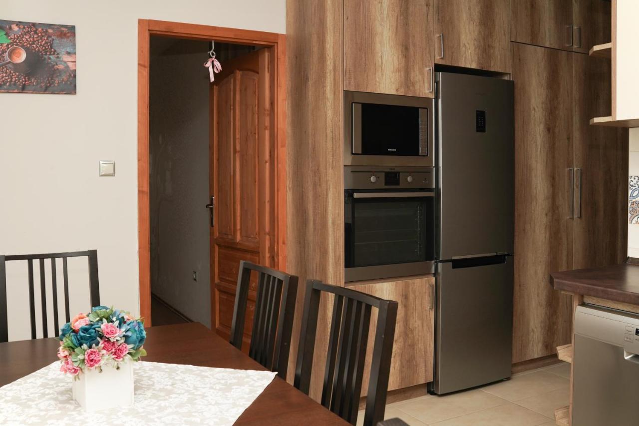 The Pearl Of Zsofia Apartment เอสแตร์กอม ภายนอก รูปภาพ